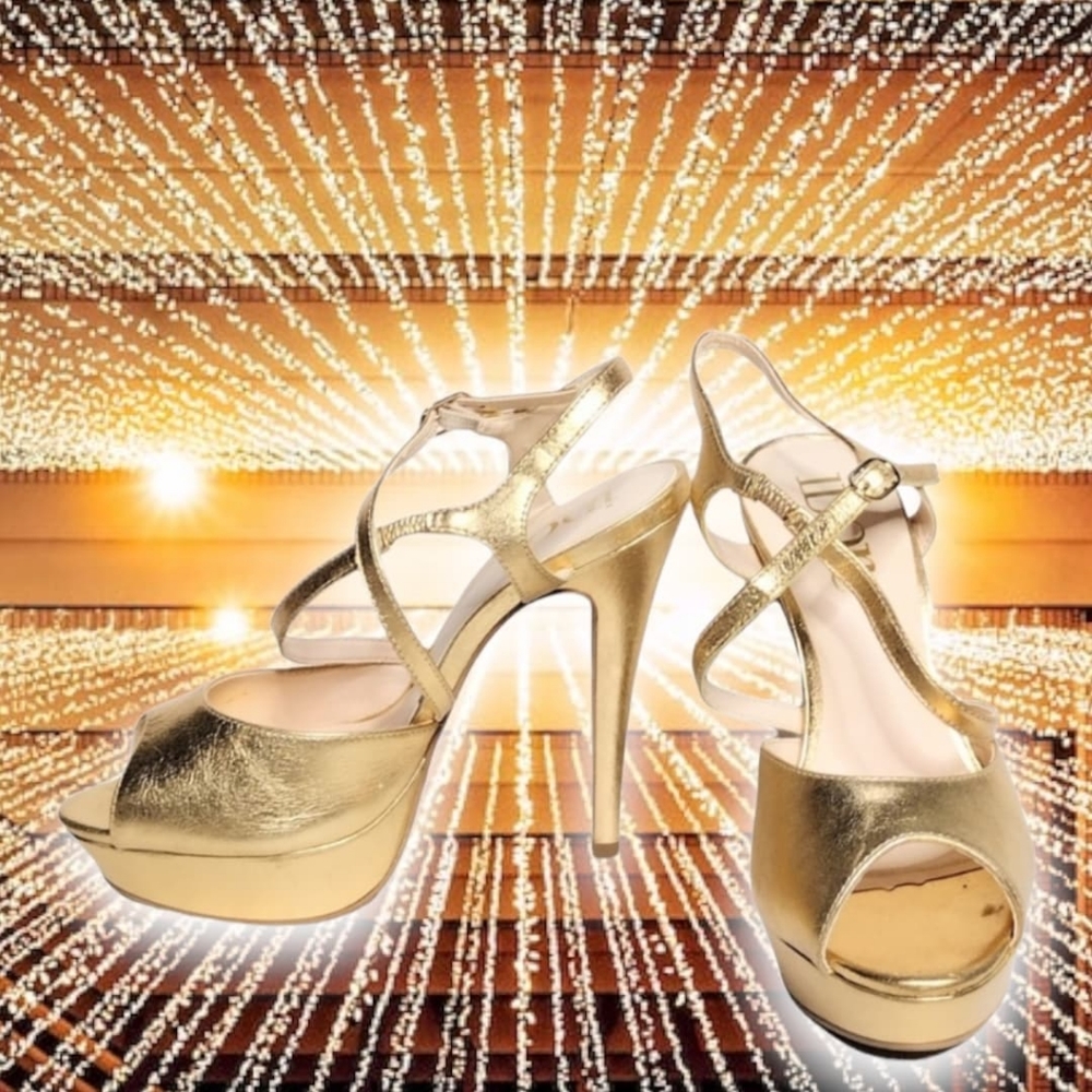 Idoré Sling Back Gold Leather Heels Size 7